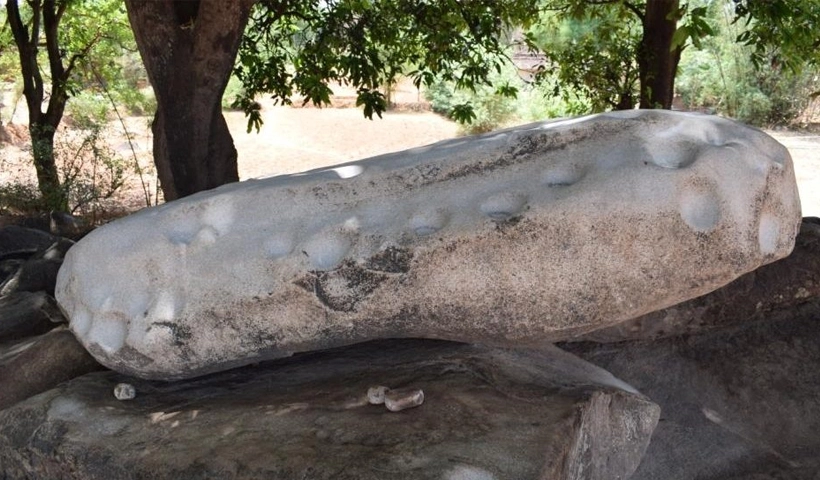 Thinthini Patthar : अंबिकापुर के समीप स्थित रहस्यमयी ठिनठिनी पत्थर के बारे में जानकारी